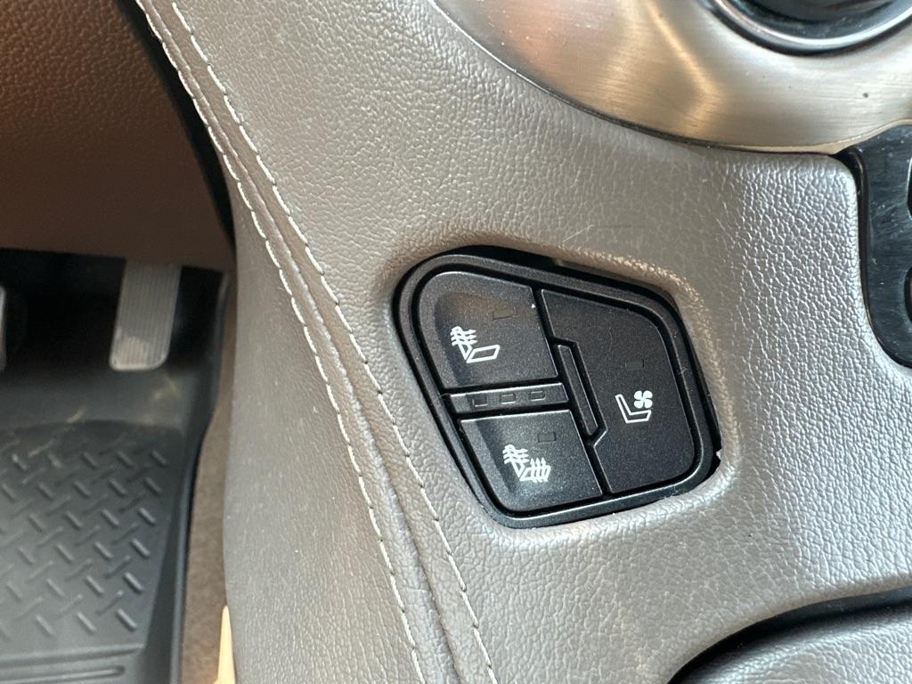 GMC Yukon 4WD 4dr Denali 2017