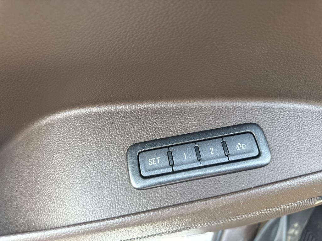 GMC Yukon 4WD 4dr Denali 2017