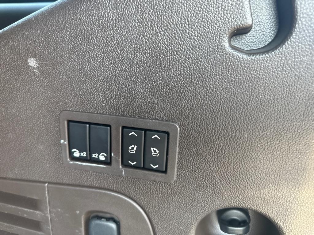 GMC Yukon 4WD 4dr Denali 2017