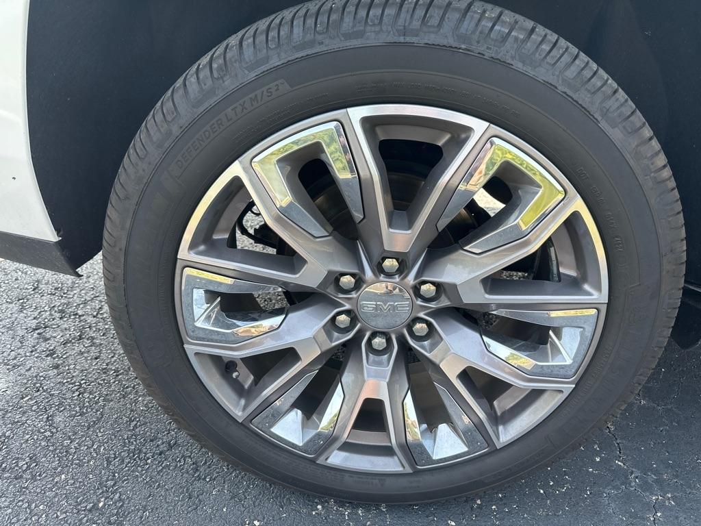 GMC Yukon 4WD 4dr Denali 2017