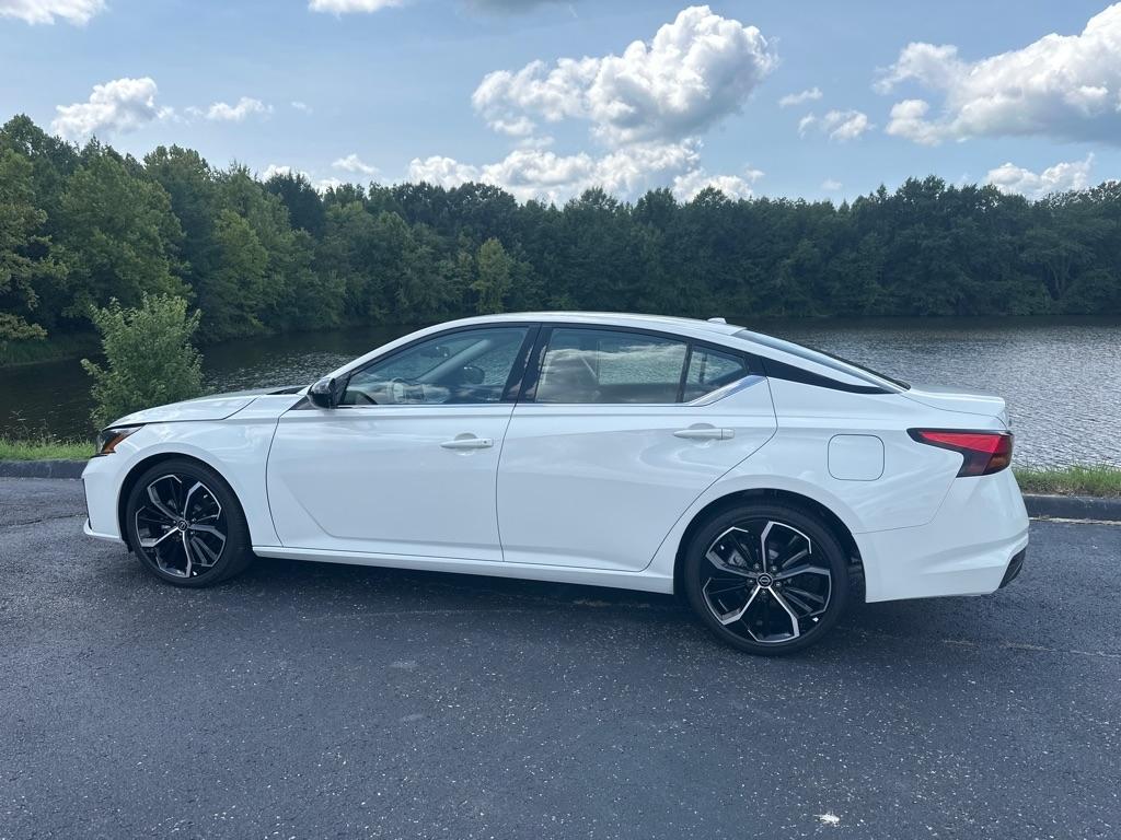 Nissan Altima 2.5 SR Sedan 2024