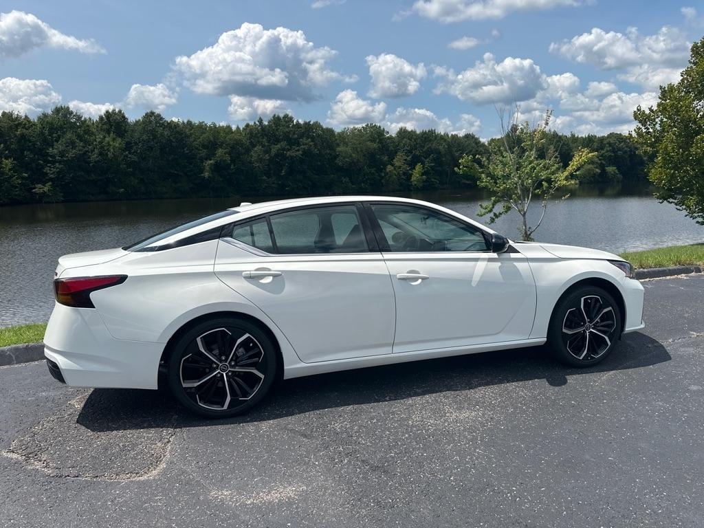 Nissan Altima 2.5 SR Sedan 2024