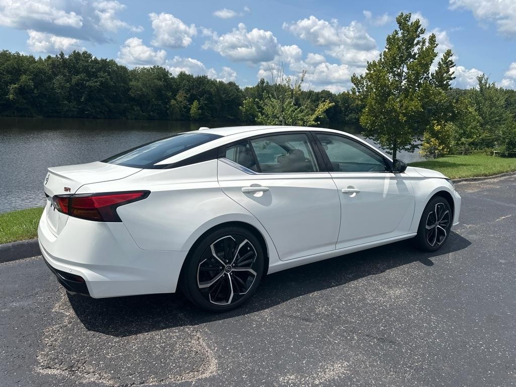 Nissan Altima 2.5 SR Sedan 2024
