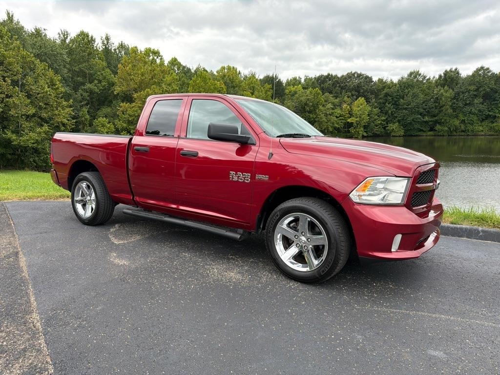 RAM 1500 2WD Quad Cab 140.5" Express 2014