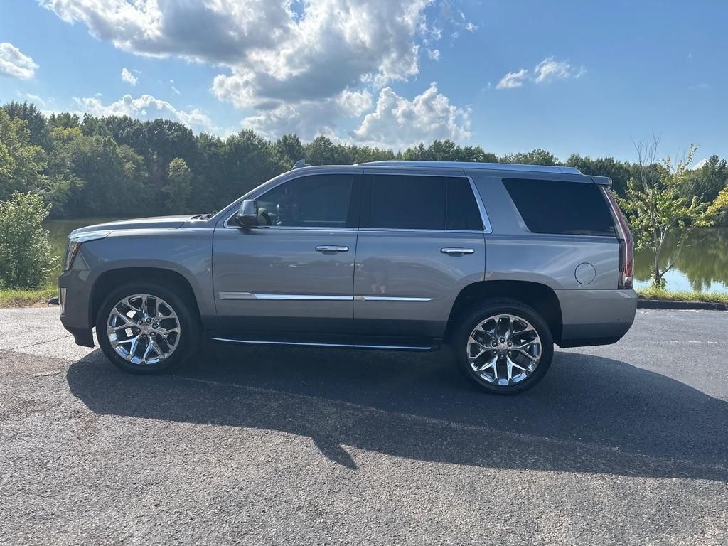 Cadillac Escalade 2WD 4dr Luxury 2020