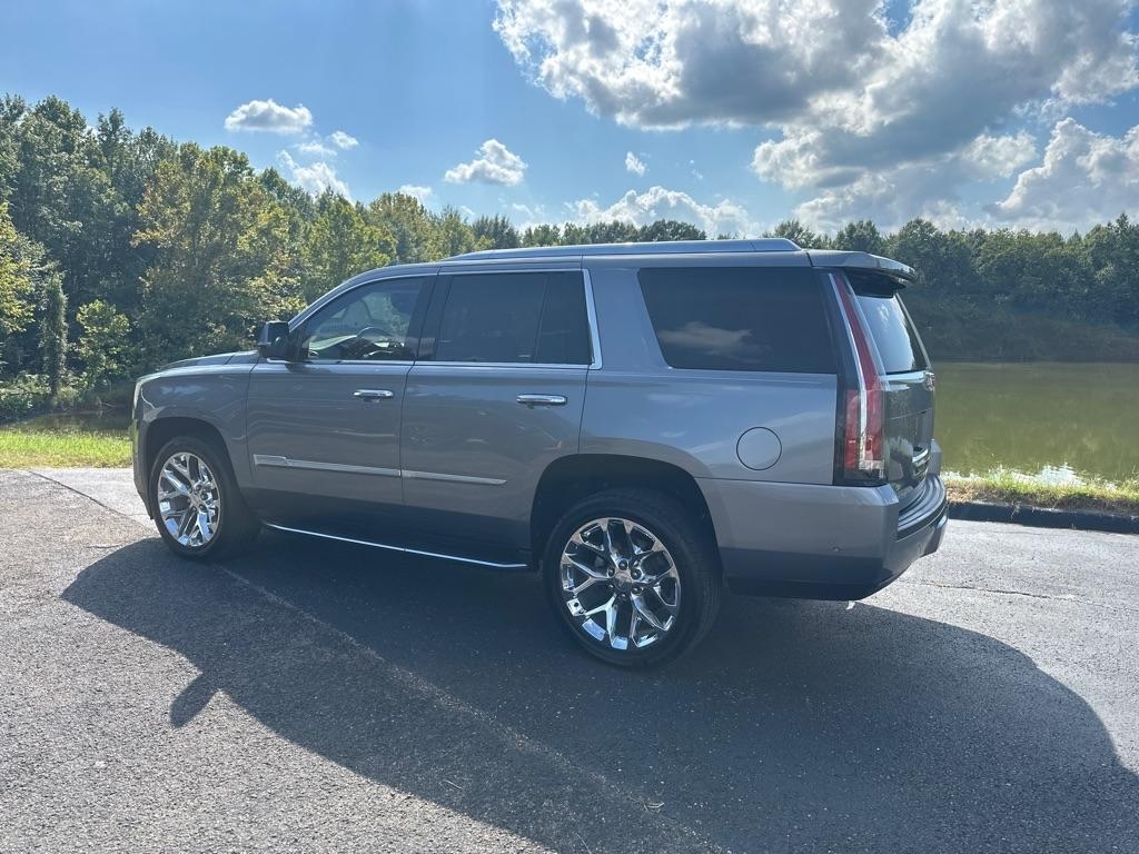 Cadillac Escalade 2WD 4dr Luxury 2020