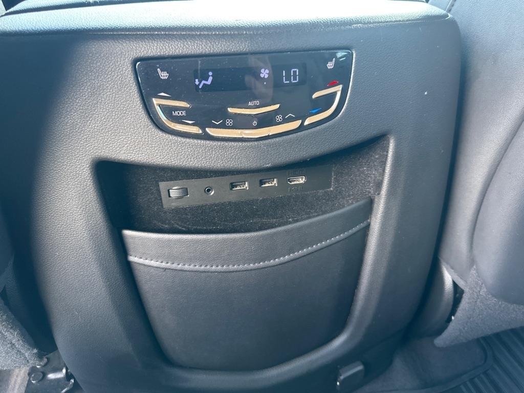 Cadillac Escalade 2WD 4dr Luxury 2020