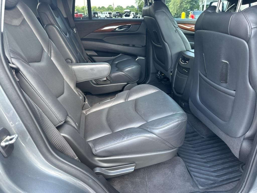 Cadillac Escalade 2WD 4dr Luxury 2020