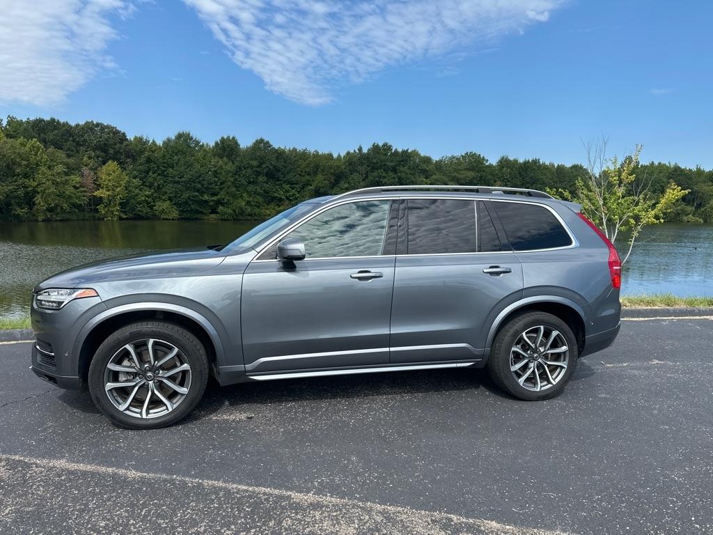 Volvo XC90 T6 AWD 7-Passenger Momentum 2018