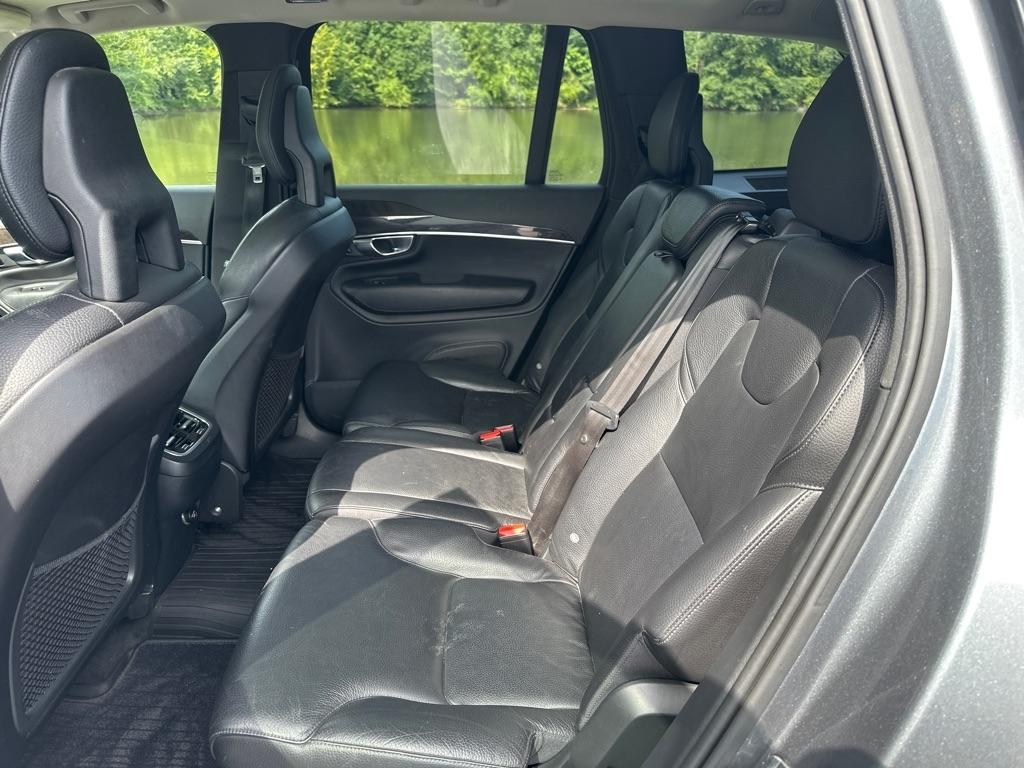Volvo XC90 T6 AWD 7-Passenger Momentum 2018