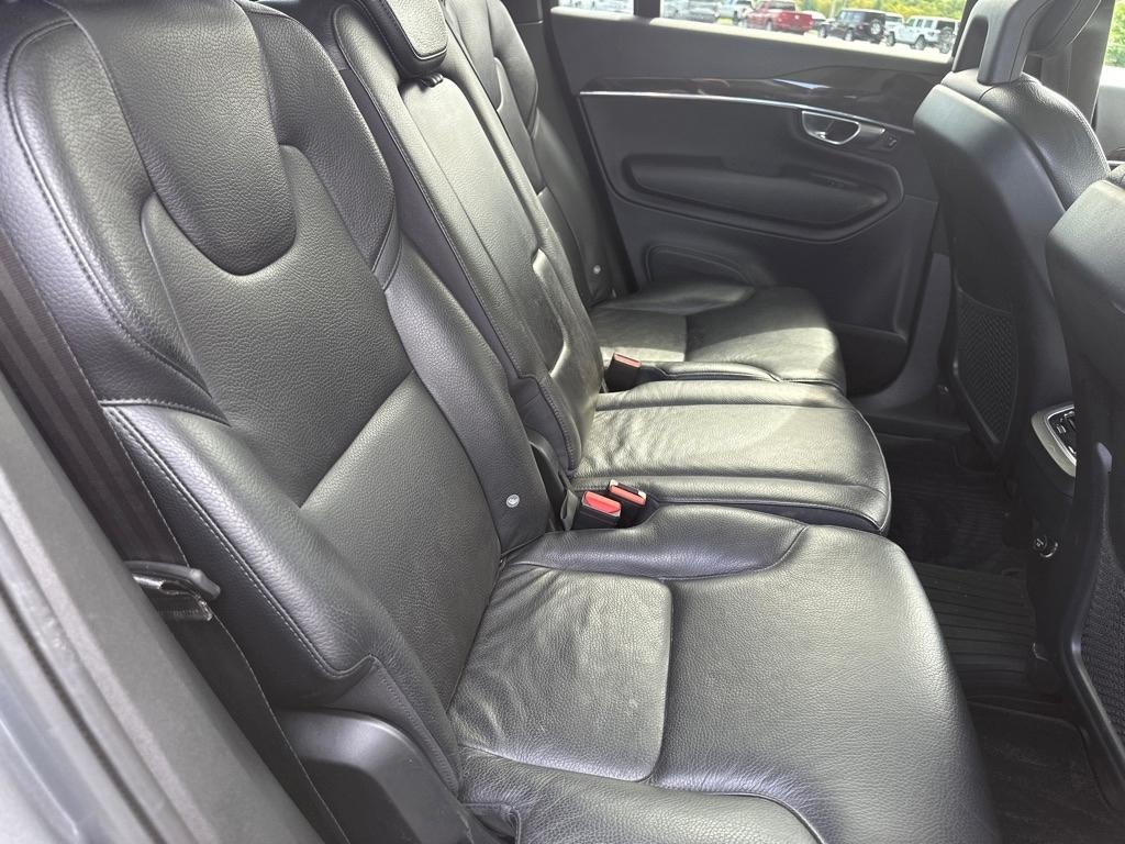 Volvo XC90 T6 AWD 7-Passenger Momentum 2018