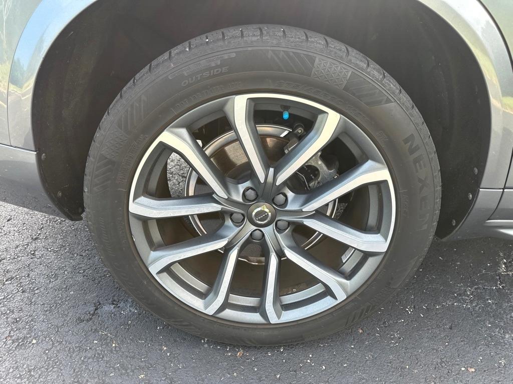 Volvo XC90 T6 AWD 7-Passenger Momentum 2018