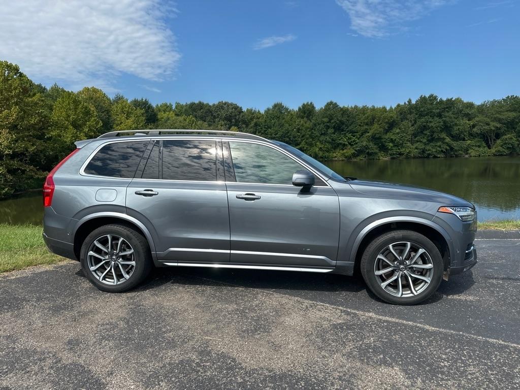 Volvo XC90 T6 AWD 7-Passenger Momentum 2018
