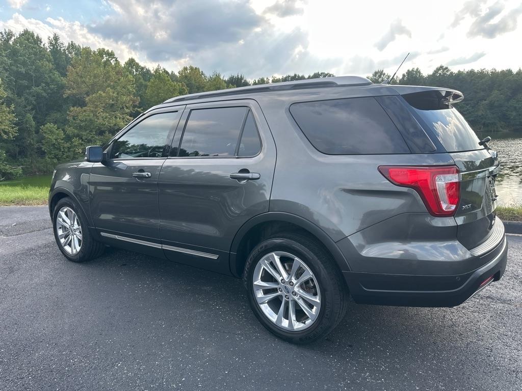 Ford Explorer XLT FWD 2019