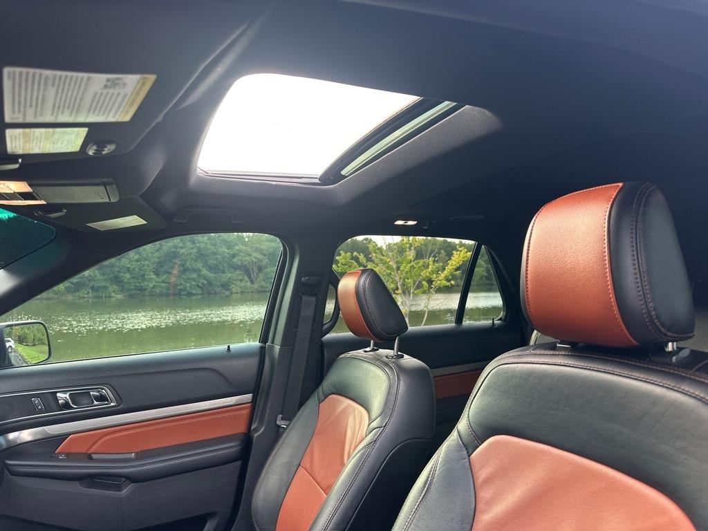 Ford Explorer XLT FWD 2019