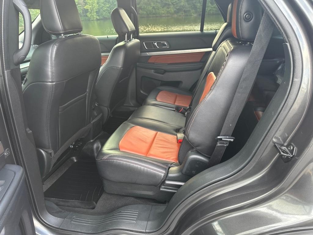 Ford Explorer XLT FWD 2019
