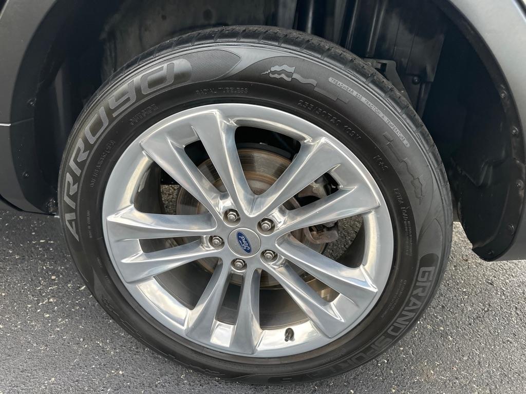 Ford Explorer XLT FWD 2019