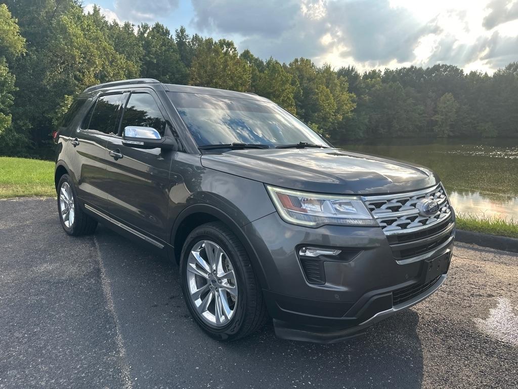 Ford Explorer XLT FWD 2019