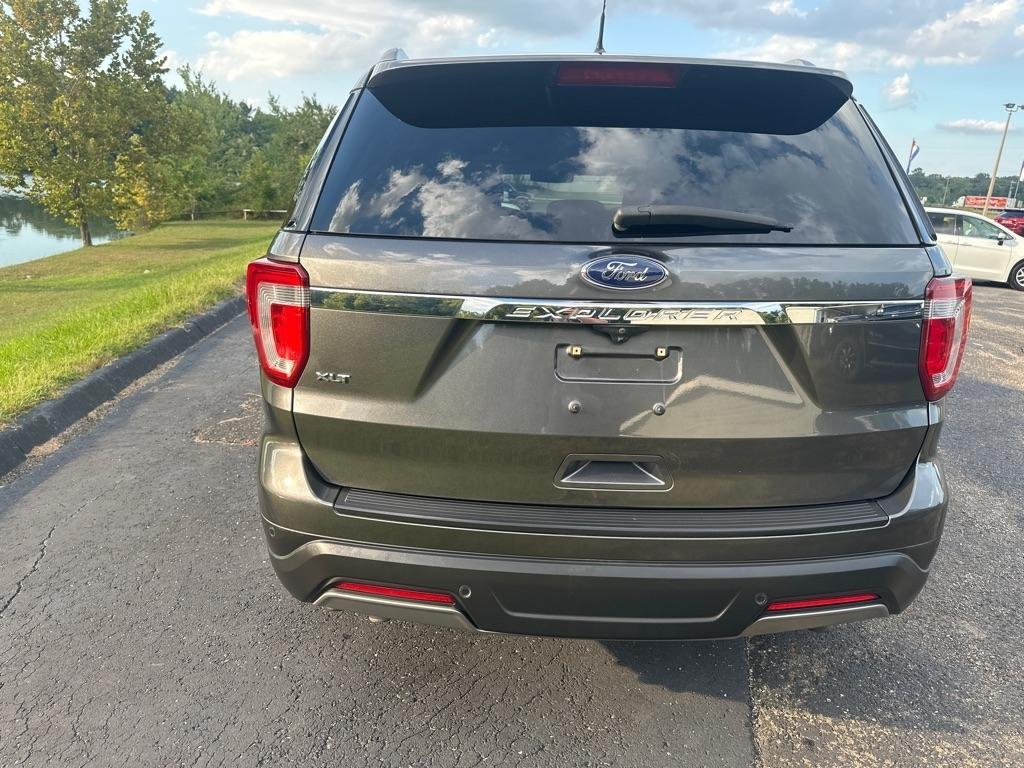 Ford Explorer XLT FWD 2019