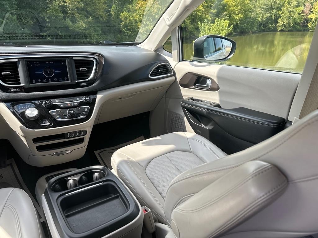 Chrysler Voyager LXI FWD 2021