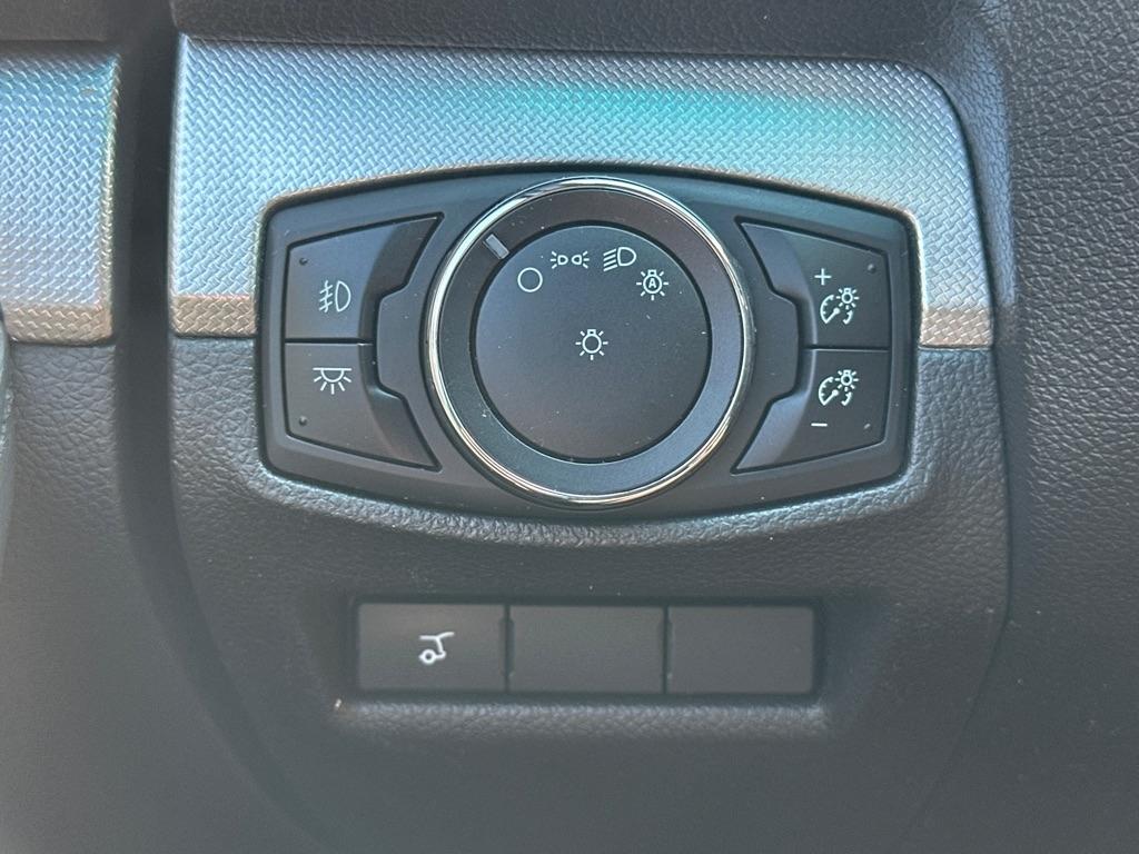 Ford Explorer FWD 4dr XLT 2014