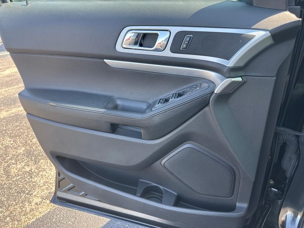 Ford Explorer FWD 4dr XLT 2014