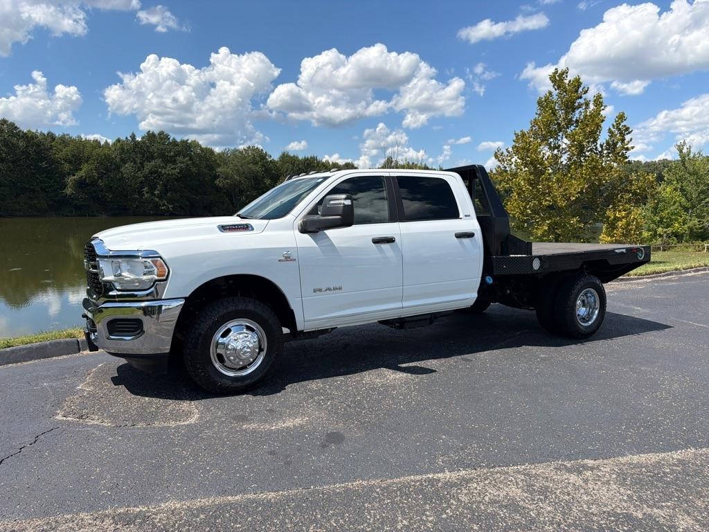 RAM 3500 Chassis Cab SLT 4WD Crew Cab 60" CA 172.4" WB 2024