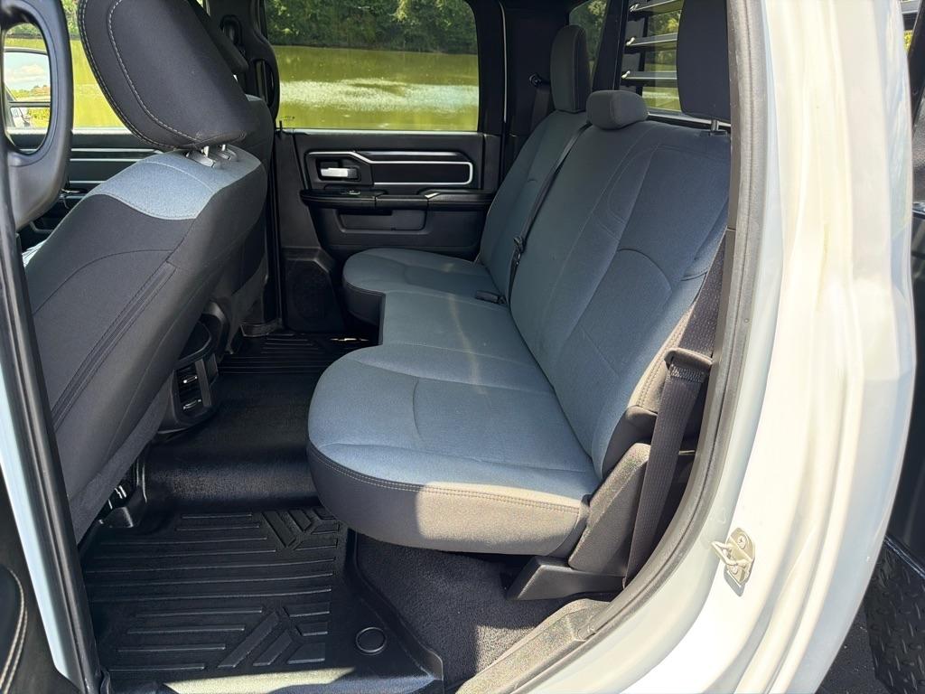 RAM 3500 Chassis Cab SLT 4WD Crew Cab 60" CA 172.4" WB 2024