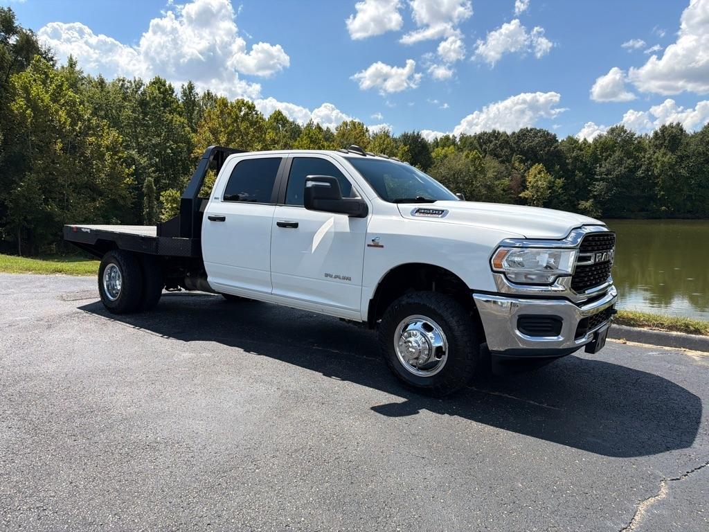 RAM 3500 Chassis Cab SLT 4WD Crew Cab 60" CA 172.4" WB 2024