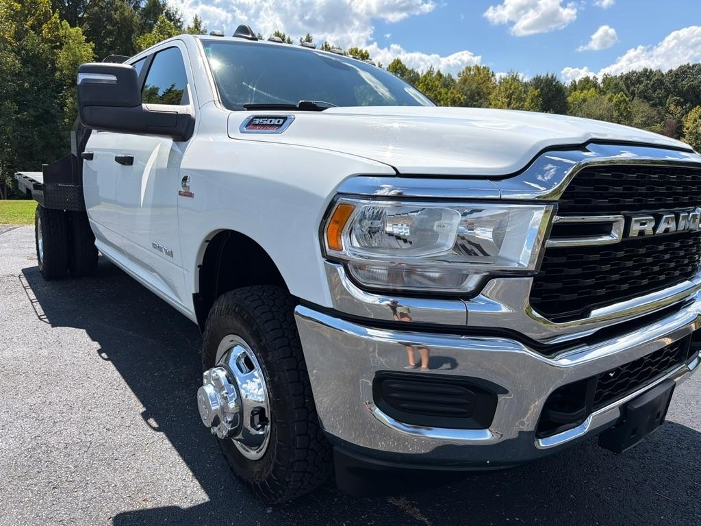 RAM 3500 Chassis Cab SLT 4WD Crew Cab 60" CA 172.4" WB 2024
