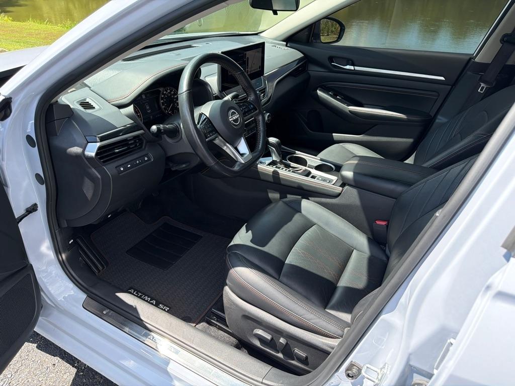 Nissan Altima 2.0 SR Sedan 2023