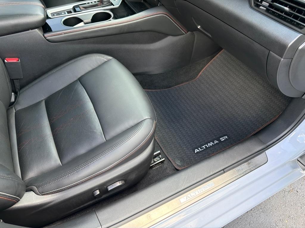 Nissan Altima 2.0 SR Sedan 2023