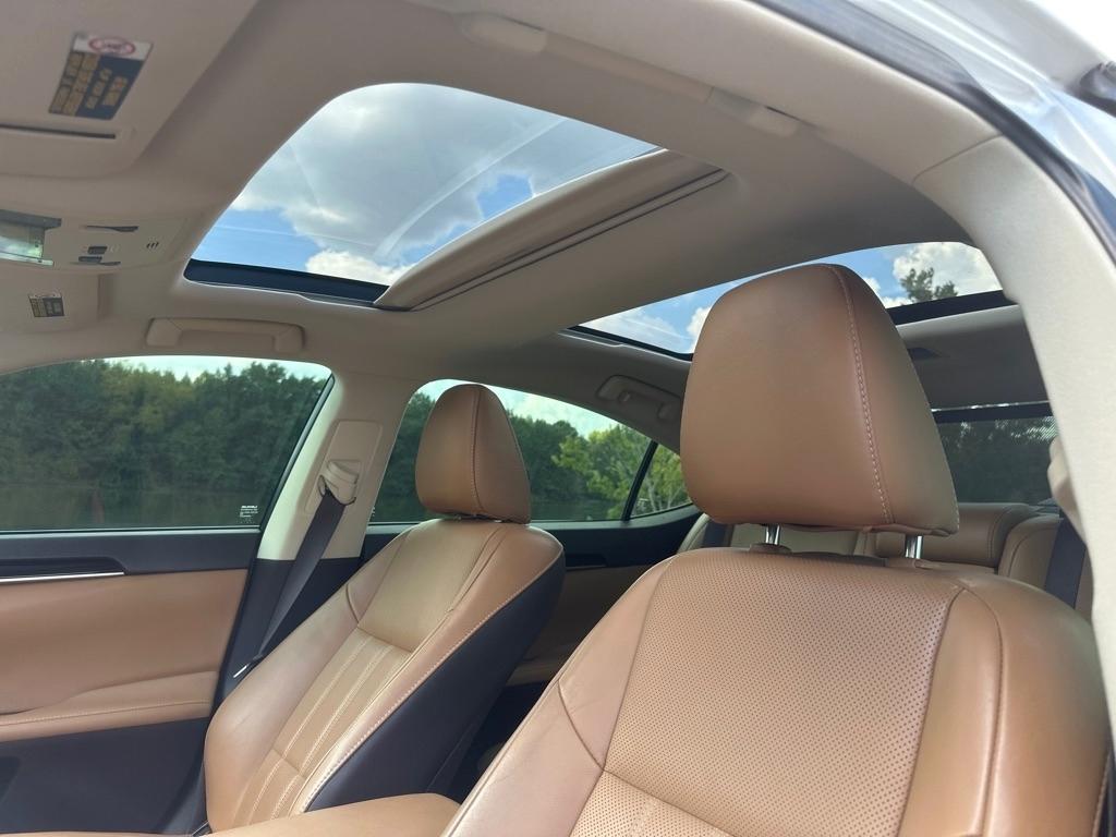 Lexus ES 350 4dr Sdn 2016