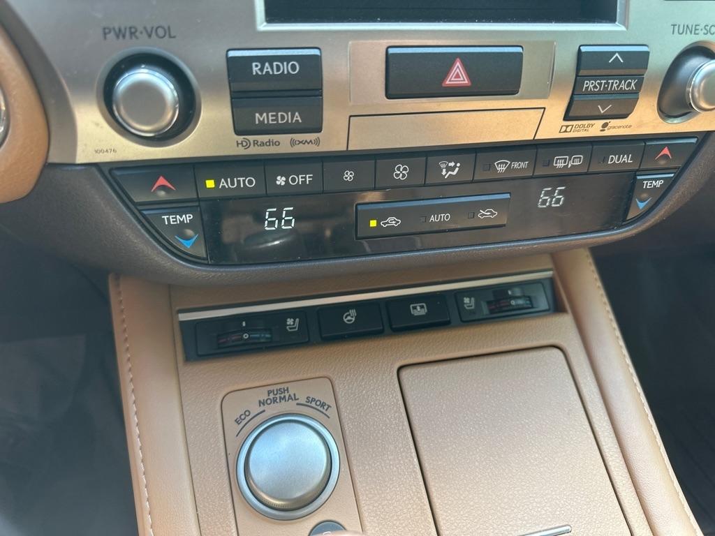 Lexus ES 350 4dr Sdn 2016