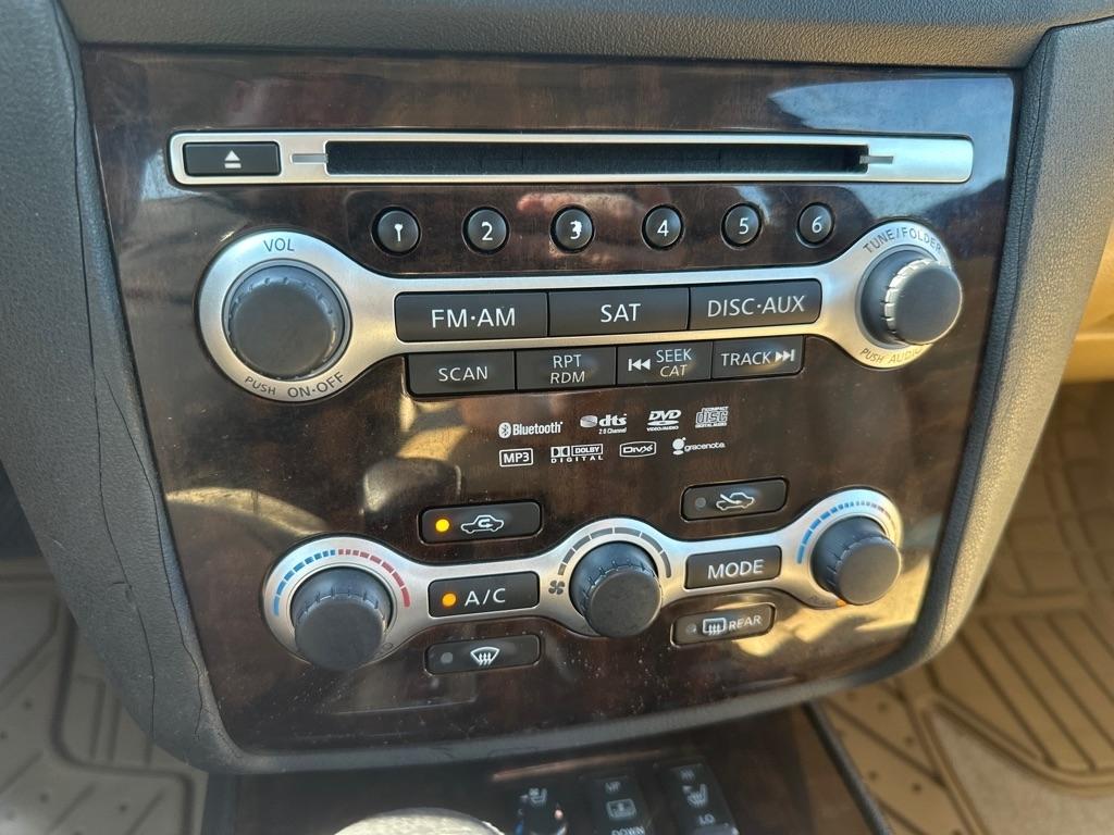 Nissan Maxima 4dr Sdn V6 CVT 3.5 SV w/Premium Pkg 2010