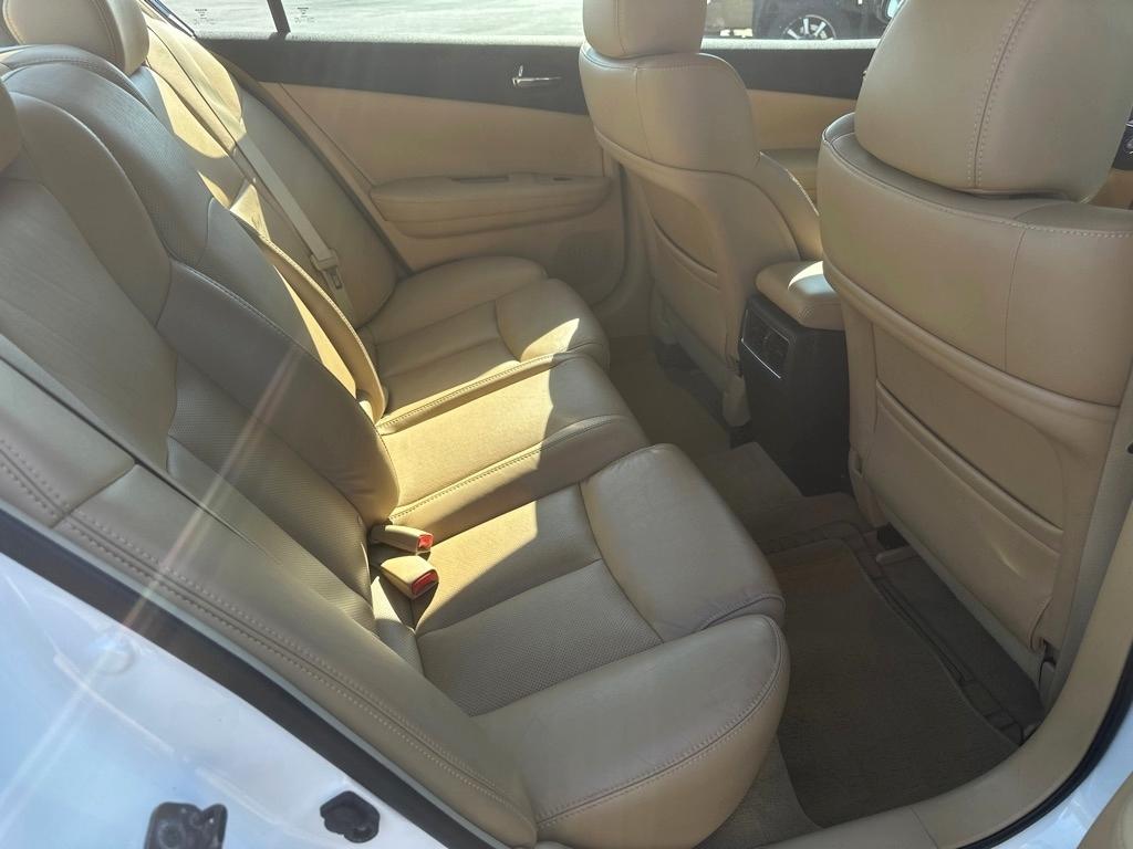 Nissan Maxima 4dr Sdn V6 CVT 3.5 SV w/Premium Pkg 2010
