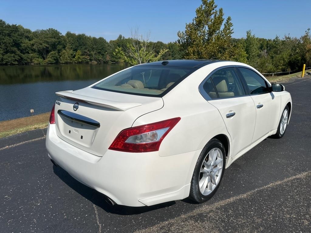 Nissan Maxima 4dr Sdn V6 CVT 3.5 SV w/Premium Pkg 2010
