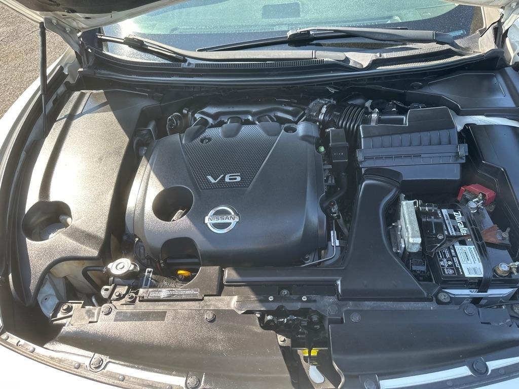 Nissan Maxima 4dr Sdn V6 CVT 3.5 SV w/Premium Pkg 2010