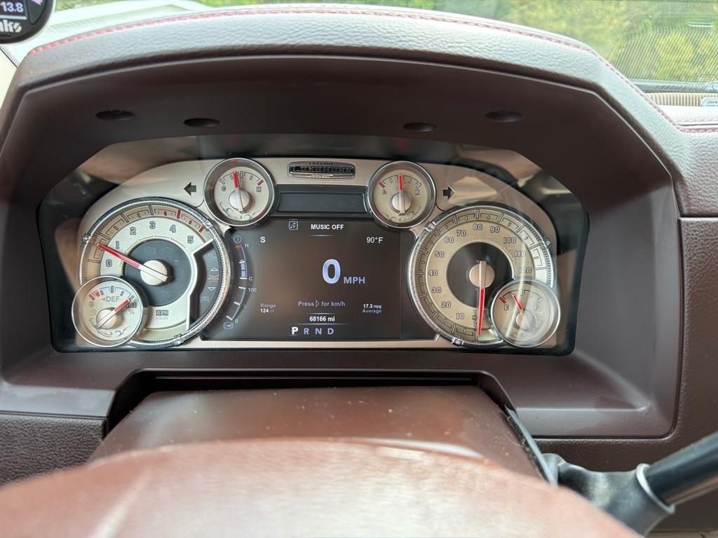 RAM 3500 Laramie Longhorn 4x4 Crew Cab 8' Box 2018