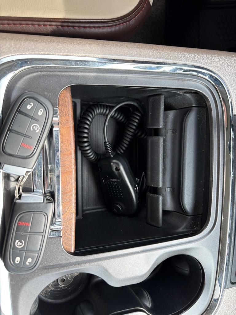 RAM 3500 Laramie Longhorn 4x4 Crew Cab 8' Box 2018