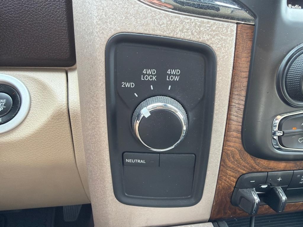 RAM 3500 Laramie Longhorn 4x4 Crew Cab 8' Box 2018