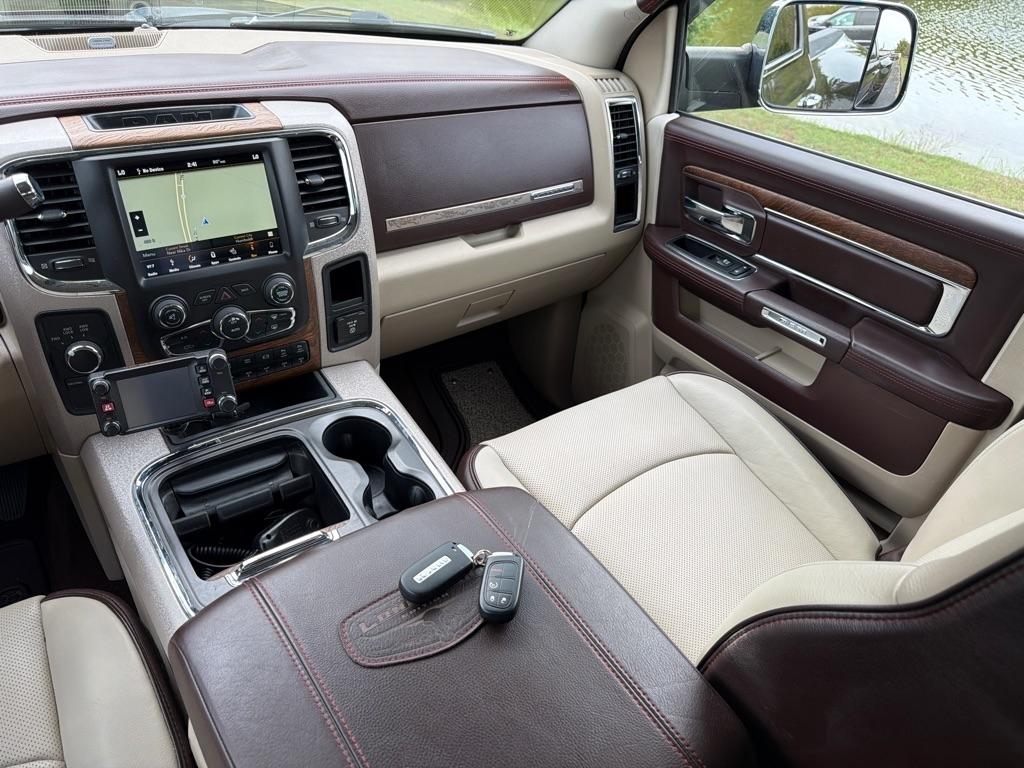 RAM 3500 Laramie Longhorn 4x4 Crew Cab 8' Box 2018