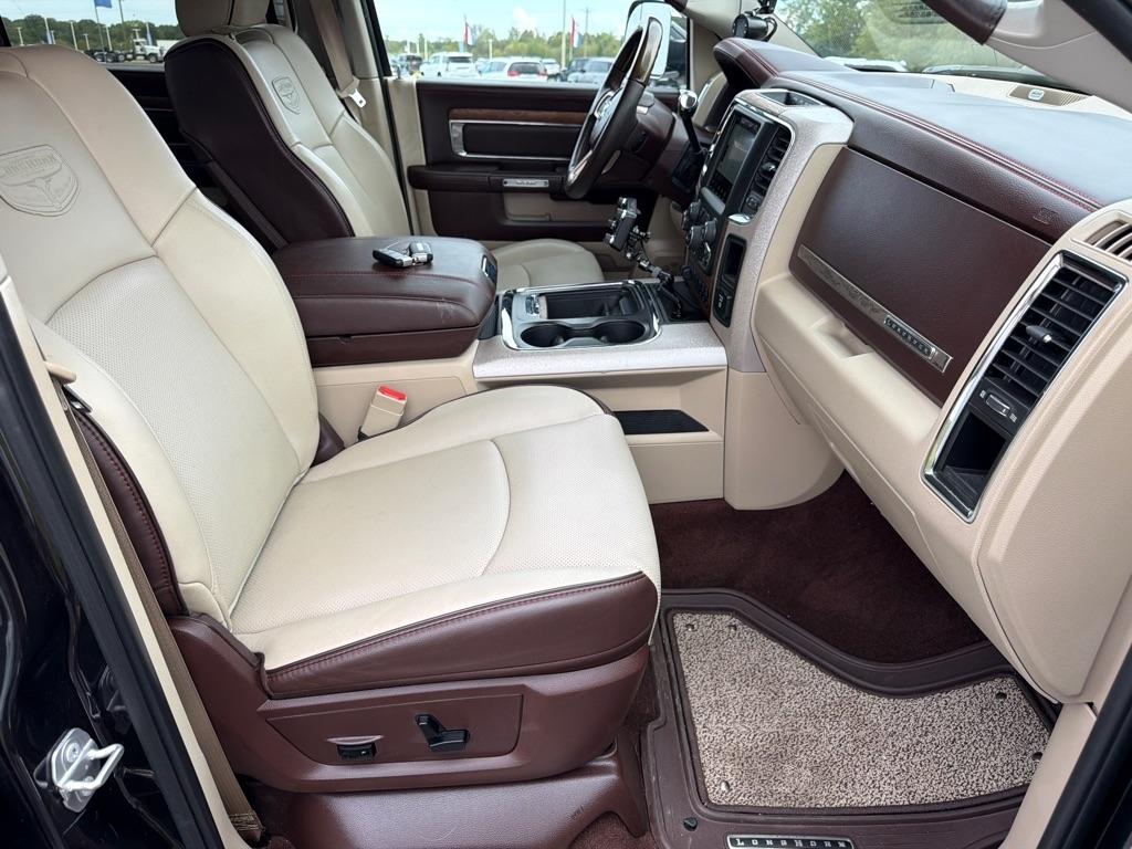 RAM 3500 Laramie Longhorn 4x4 Crew Cab 8' Box 2018