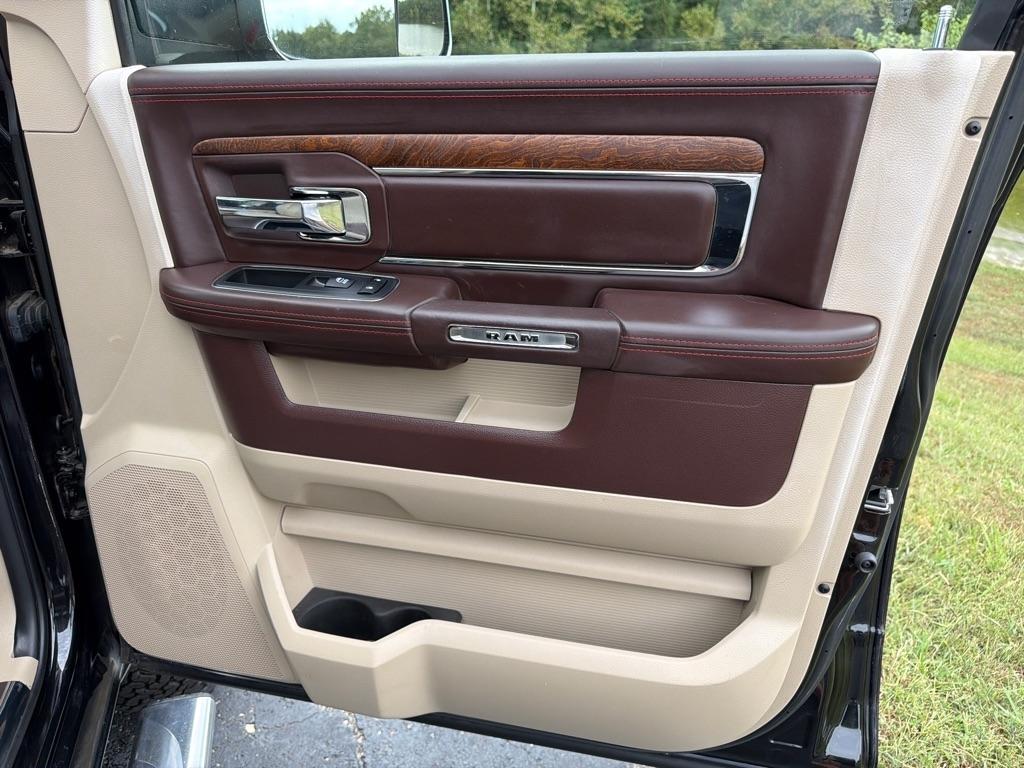 RAM 3500 Laramie Longhorn 4x4 Crew Cab 8' Box 2018