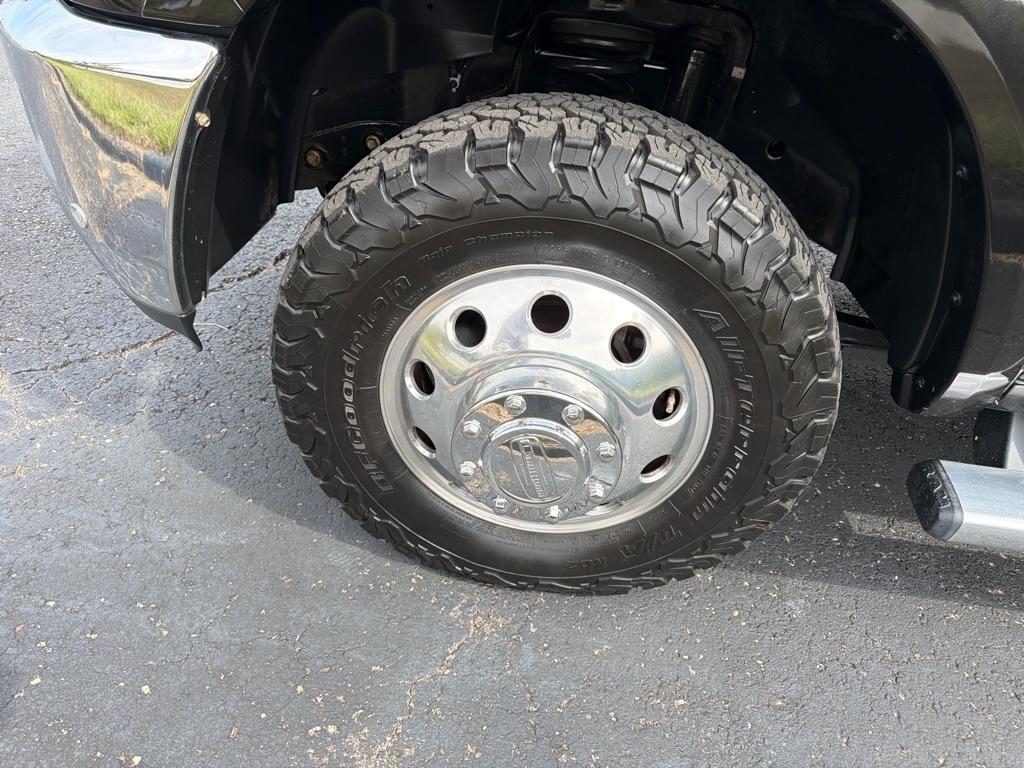 RAM 3500 Laramie Longhorn 4x4 Crew Cab 8' Box 2018