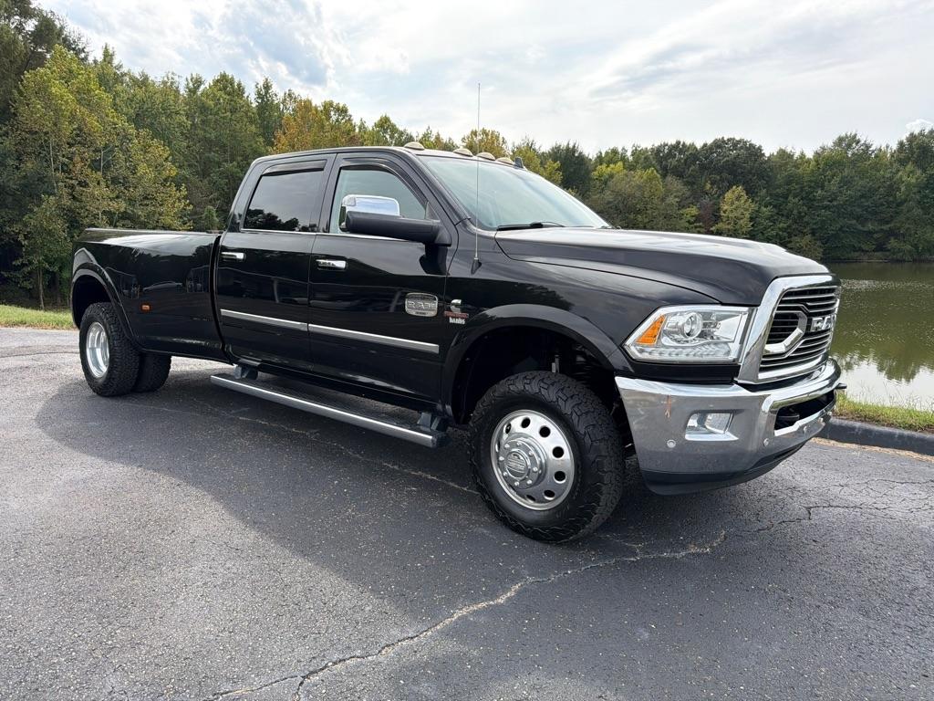 RAM 3500 Laramie Longhorn 4x4 Crew Cab 8' Box 2018