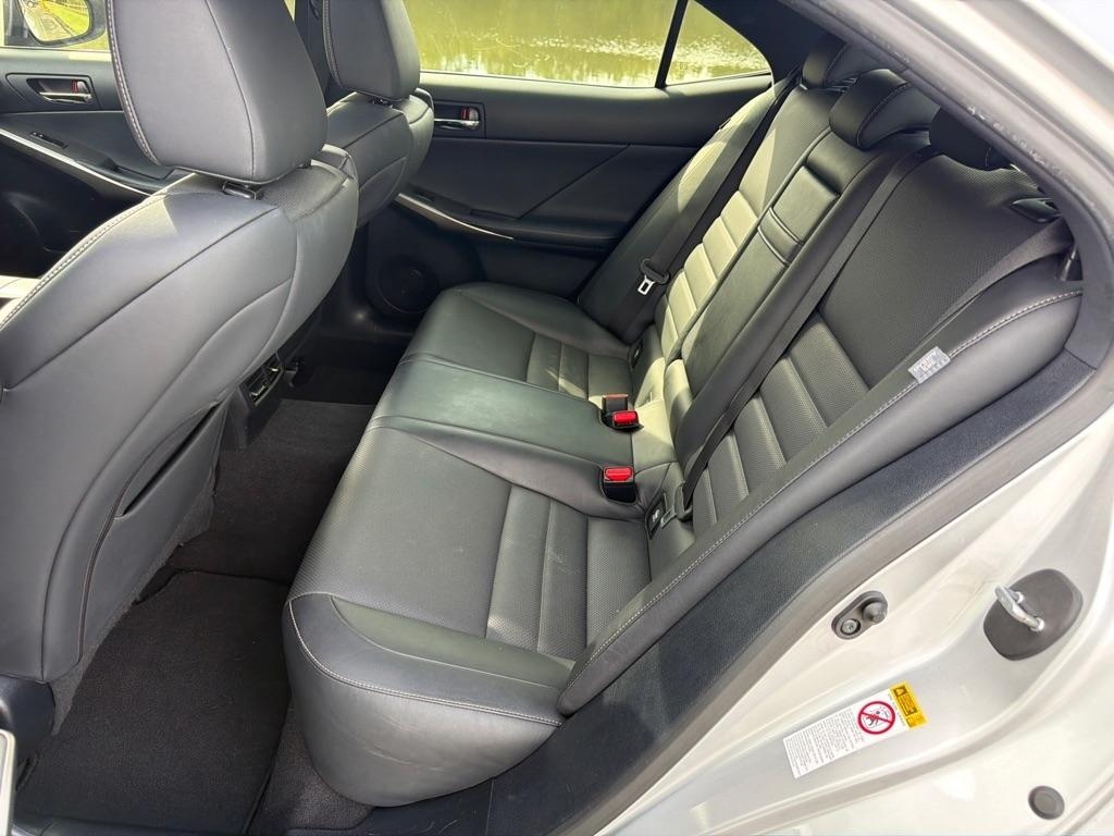 Lexus IS 250 4dr Sport Sdn AWD 2015