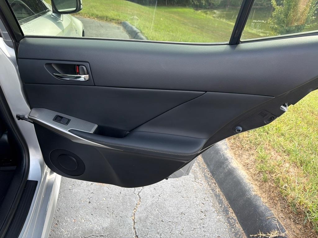 Lexus IS 250 4dr Sport Sdn AWD 2015