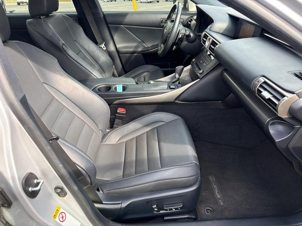 Lexus IS 250 4dr Sport Sdn AWD 2015