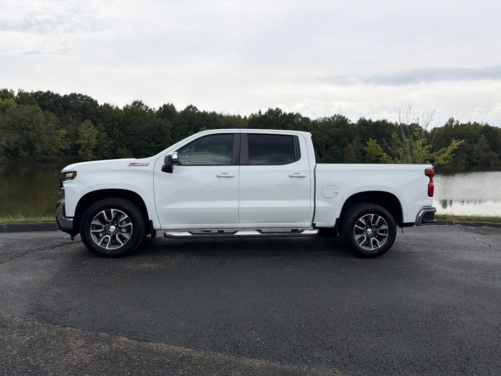 Chevrolet Silverado 1500 4WD Crew Cab 147" LT w/1LT 2021